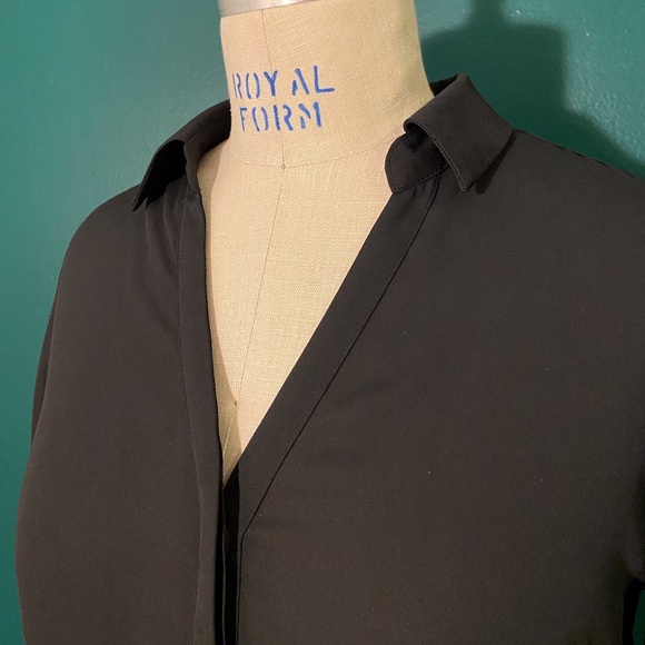 Black long sleeved chiffon formal blouse - Picture 2 of 4